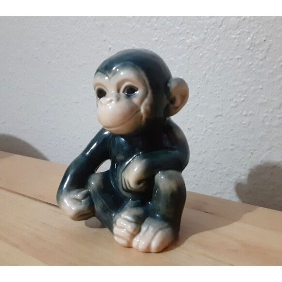RARE VTG GOEBEL SITTING BABY CHIMPANZEE MONKEY FIGURINE # 541 GERMANY - Picture 3 of 12